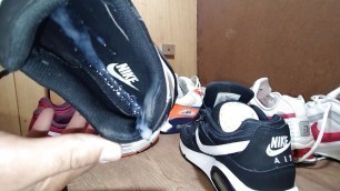 Nike Air Max Command Big Cum load