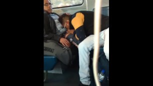 CRUISING SE LA COMEN EN EL VAGON DEL METRO - PUBLIC HIDDEN.mp4