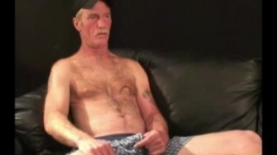 Mature Amateur Ralph Jacking Off