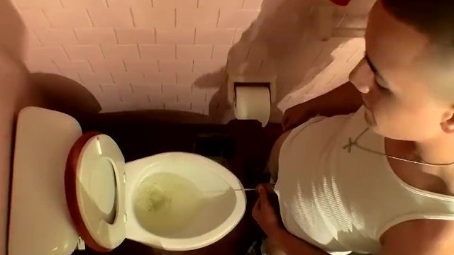 Naughty Twink Jake Reid Gets Caught Pissing in the Toiletgay