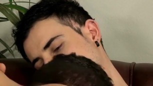 Twink Stud Kiss and Ass Fucks His Boyfriend on the Sofagay